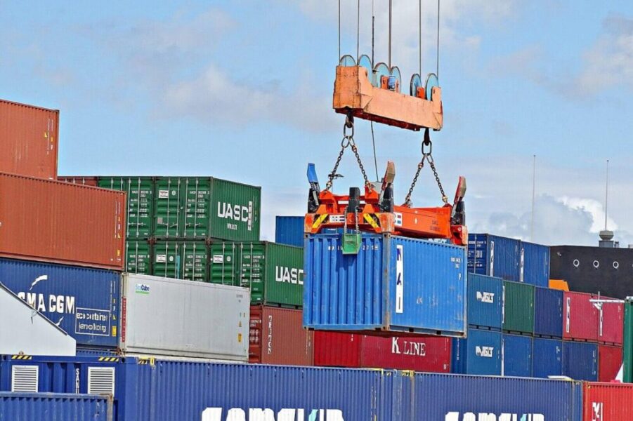 kontejner_port У січні морпорти збільшили контейнерообіг на 15,8%