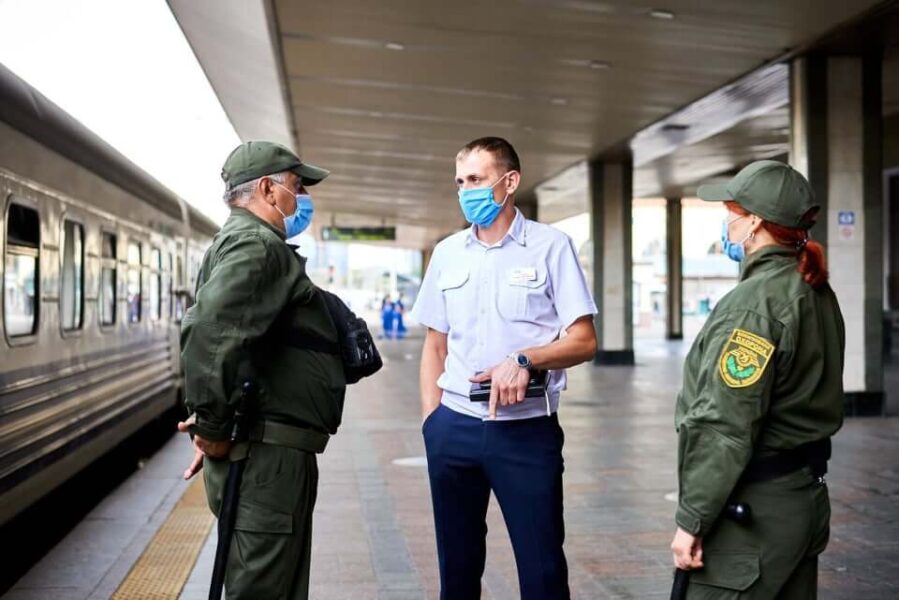 На Укрзалізниці стартував пілотний проєкт з охорони пасажирських поїздів
